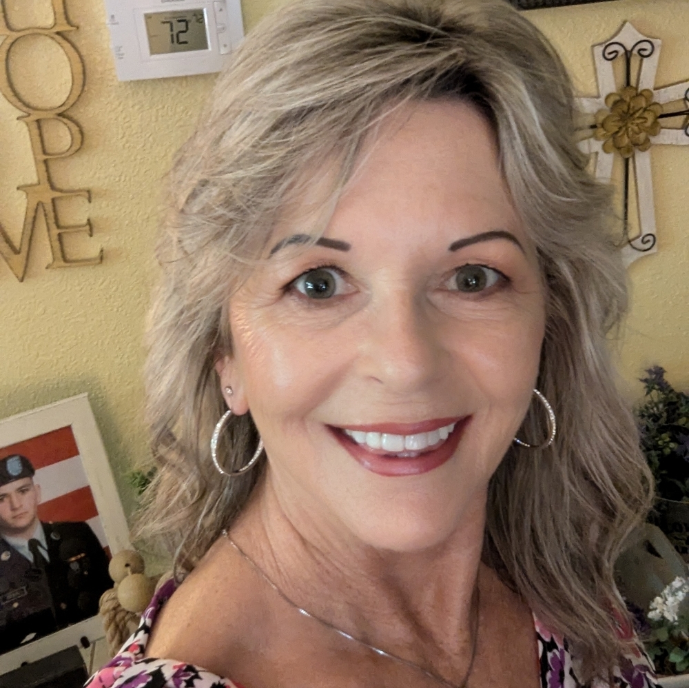 Meet your Posher, Kim